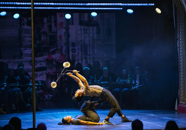 amn and woman acrobatic routine