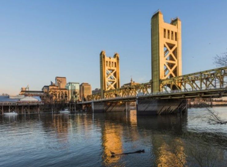 bridge-in-sacramento