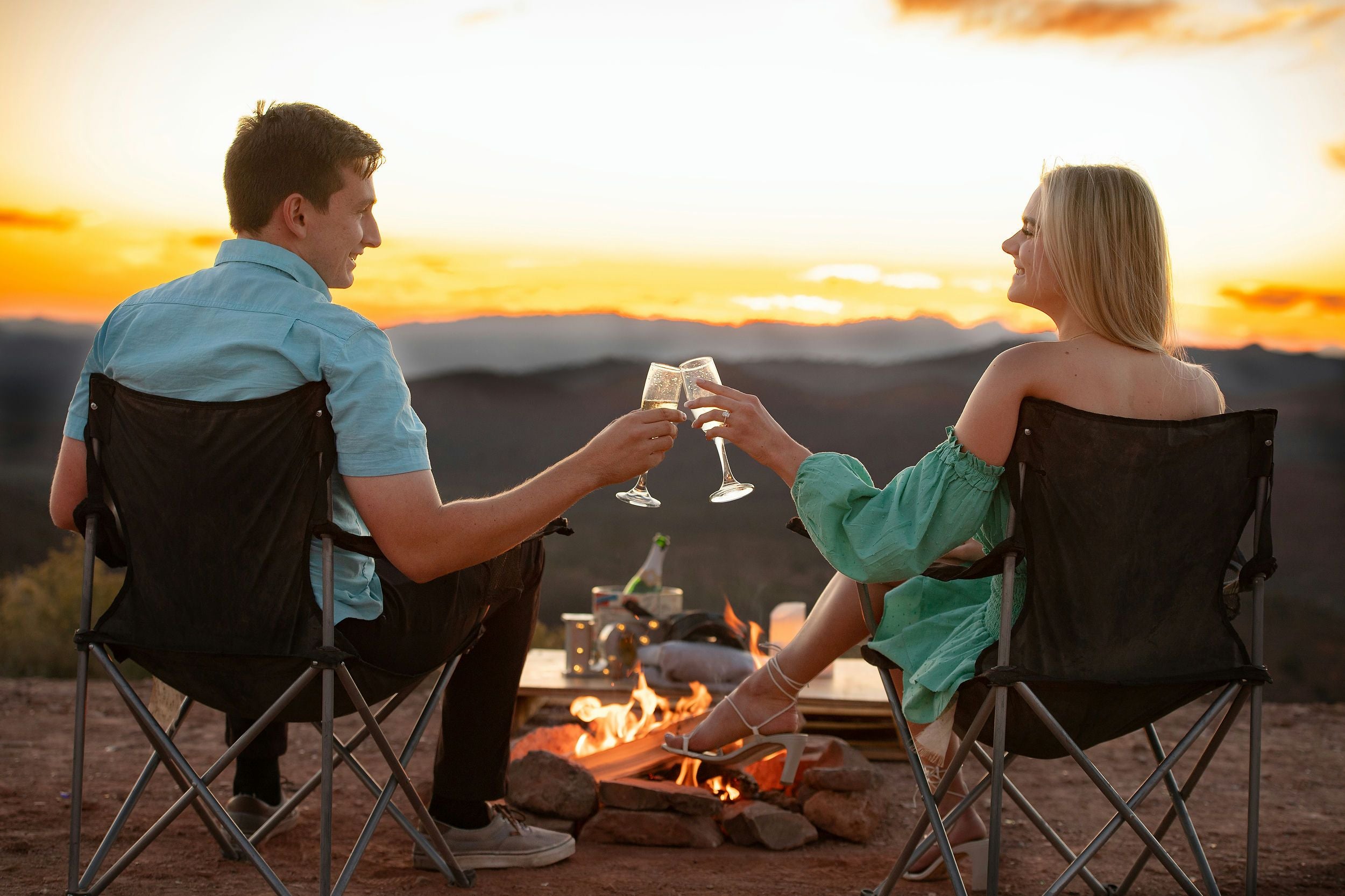 Couples Date Night Picnic at Lovell Canyon Overlook | Las Vegas