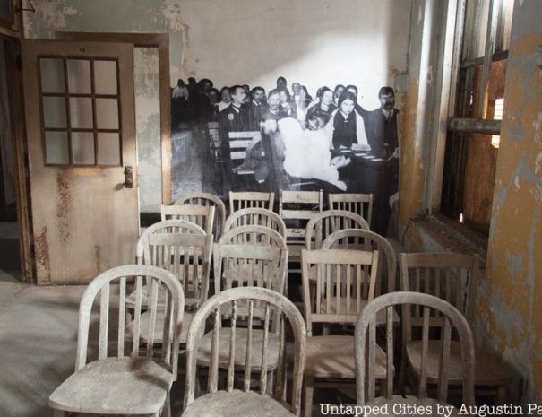 ellis-island-abandoned-hospitals-wheat-pasting-jpg