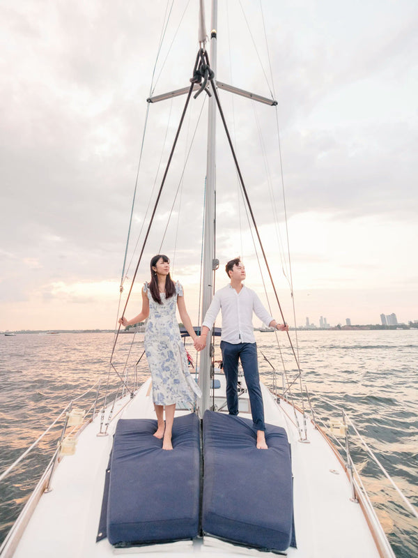 Go Sailing NYC couple.jpeg