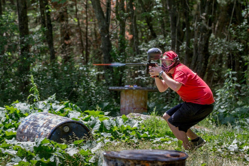 guy-shooting-paintball