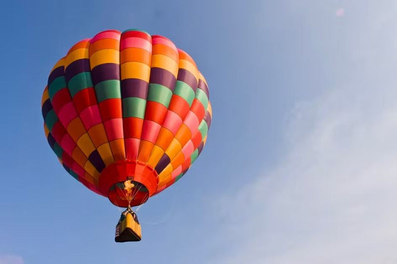 hot-air-balloon-in-the-air