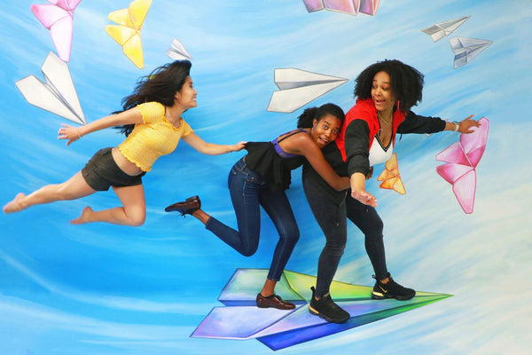 Paper Airplane Illusion