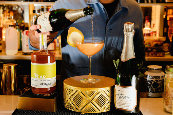 bartender making drinks