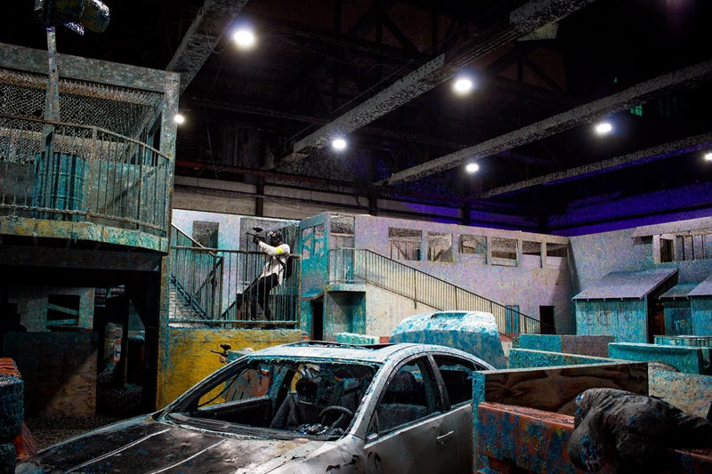 pinball-shooter-on-ledge-pointing