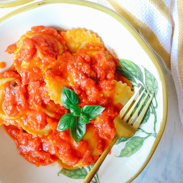 Family Coking Pasta.png