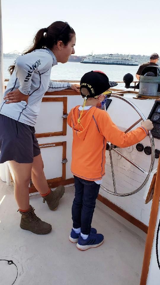 seattle-sailing-harbor-tour-wheel-turning-jpg