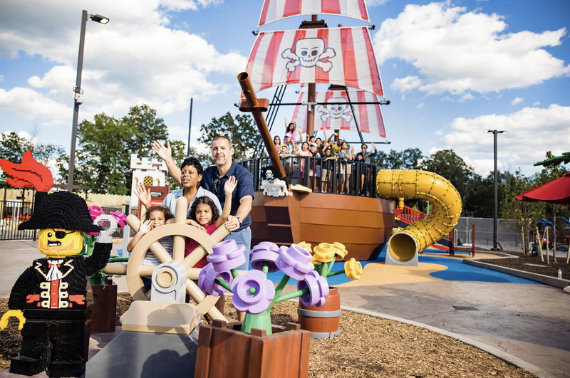 shiver-me-pirate-bricks