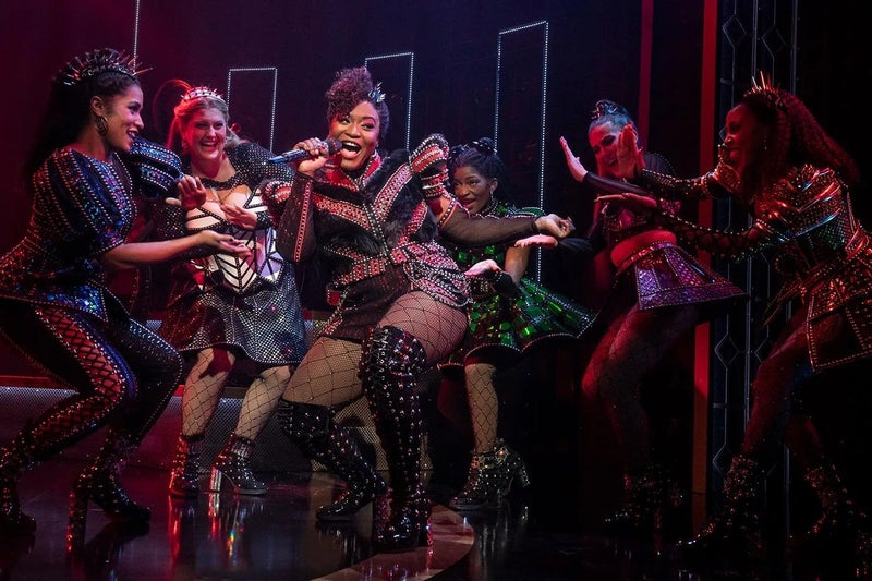 six-musical-cast-singing-jpg