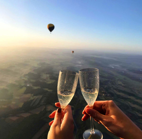 49 Fun & Romantic Things to Do on Valentine’s Day