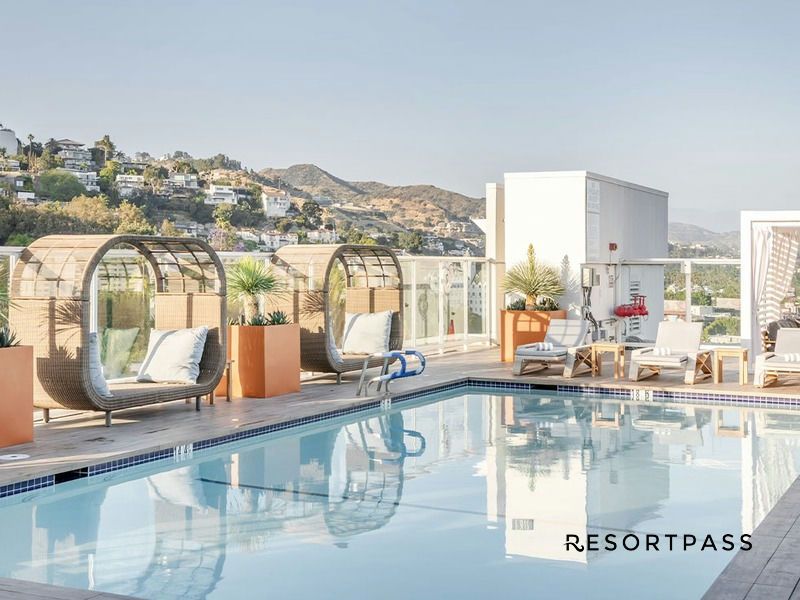 05_hotel-pass-at-andaz-west-hollywood_resortpass.jpg