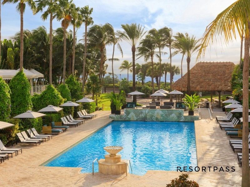 13_pool-day-pass-at-solei-beach-club-at-kimpton-surfcomber-hote_resortpass.jpg