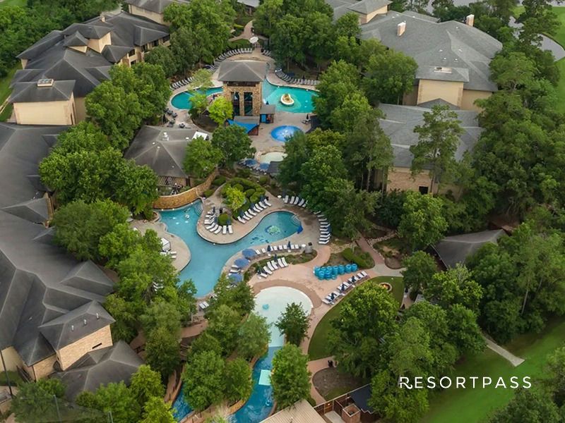 14_day-pass-at-the-woodlands-resort-curio-collection-by-hilton_resortpass_white.jpg