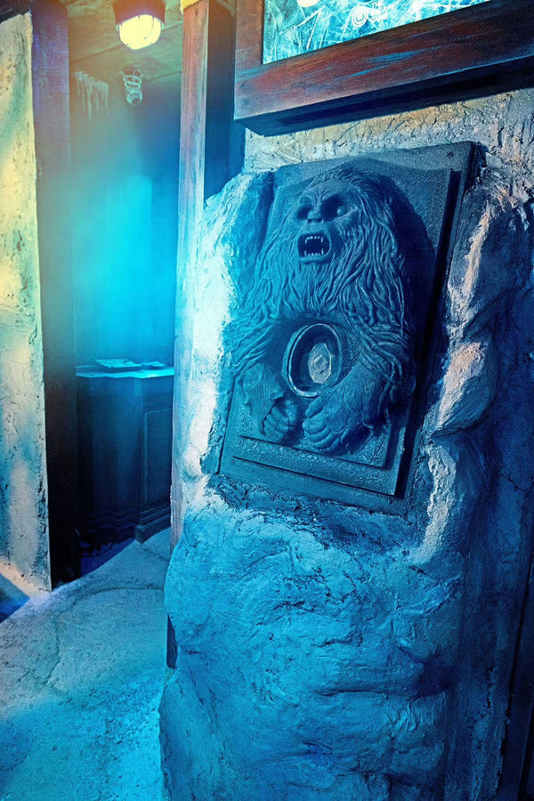 With determination, three players seek escape room clues