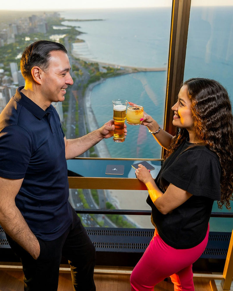 360-chicago-cloud-bar-cheers-cocktails-sip-view.jpg
