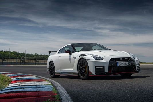 Nissan GT-R NISMO open air track