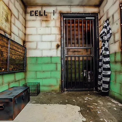 Prison cell puzzle game