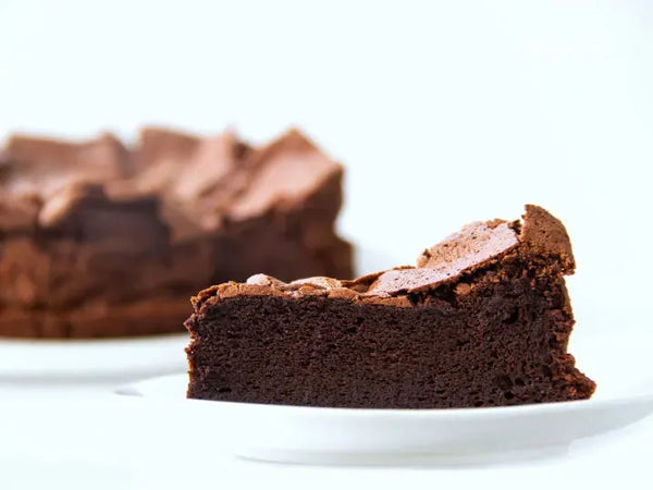 a-slice-of-flourless-chocolate-cake6.webp