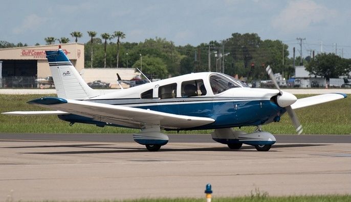 airplane-on-a-runway
