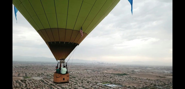 Semi-Private Hot Air Balloon Ride with Wine Tasting & Breakfast