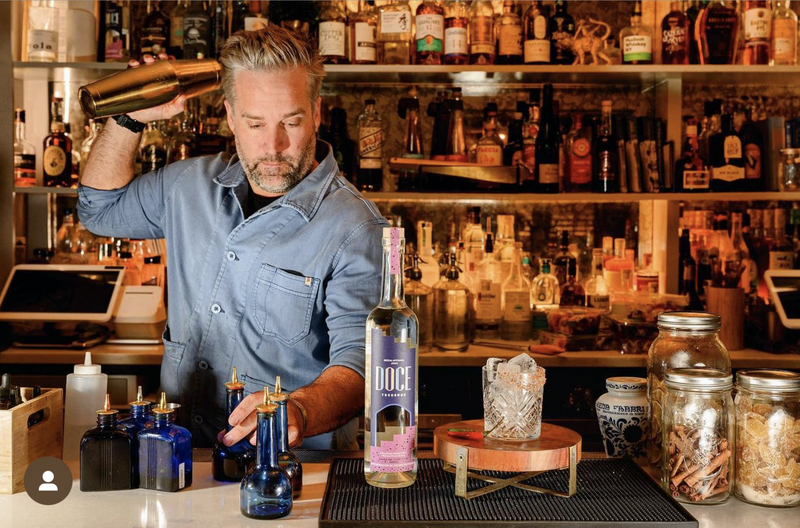bartender making drinks