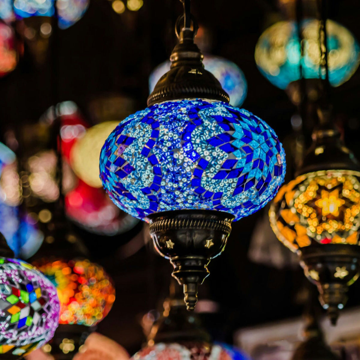 beautiful-mosaic-lamps