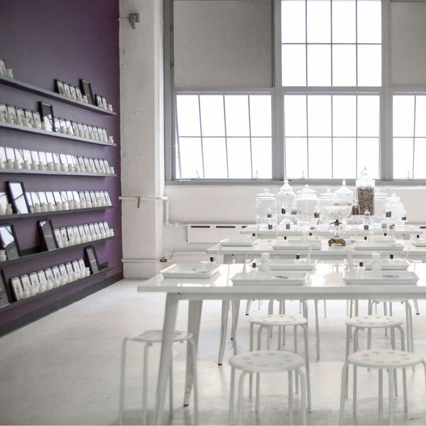 woman making pefumes