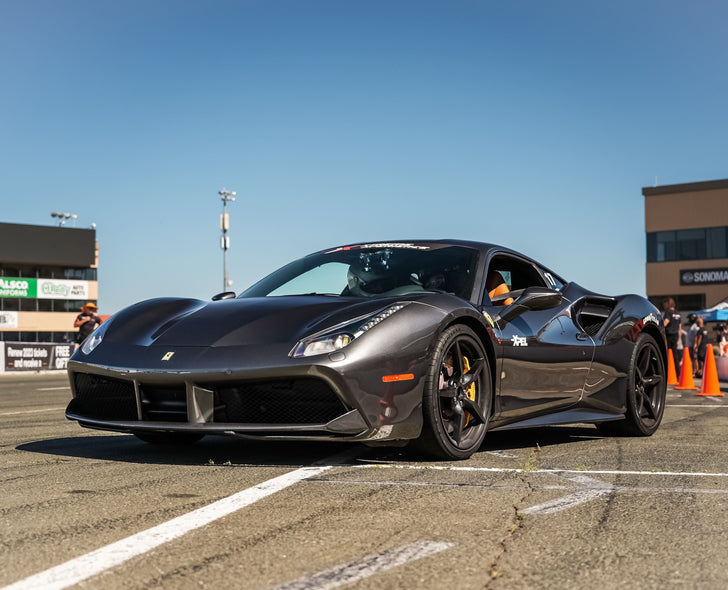 Race a Ferrari 488 GTB - Suika Circuit