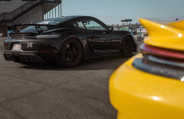 Black Yellow Porsche GT