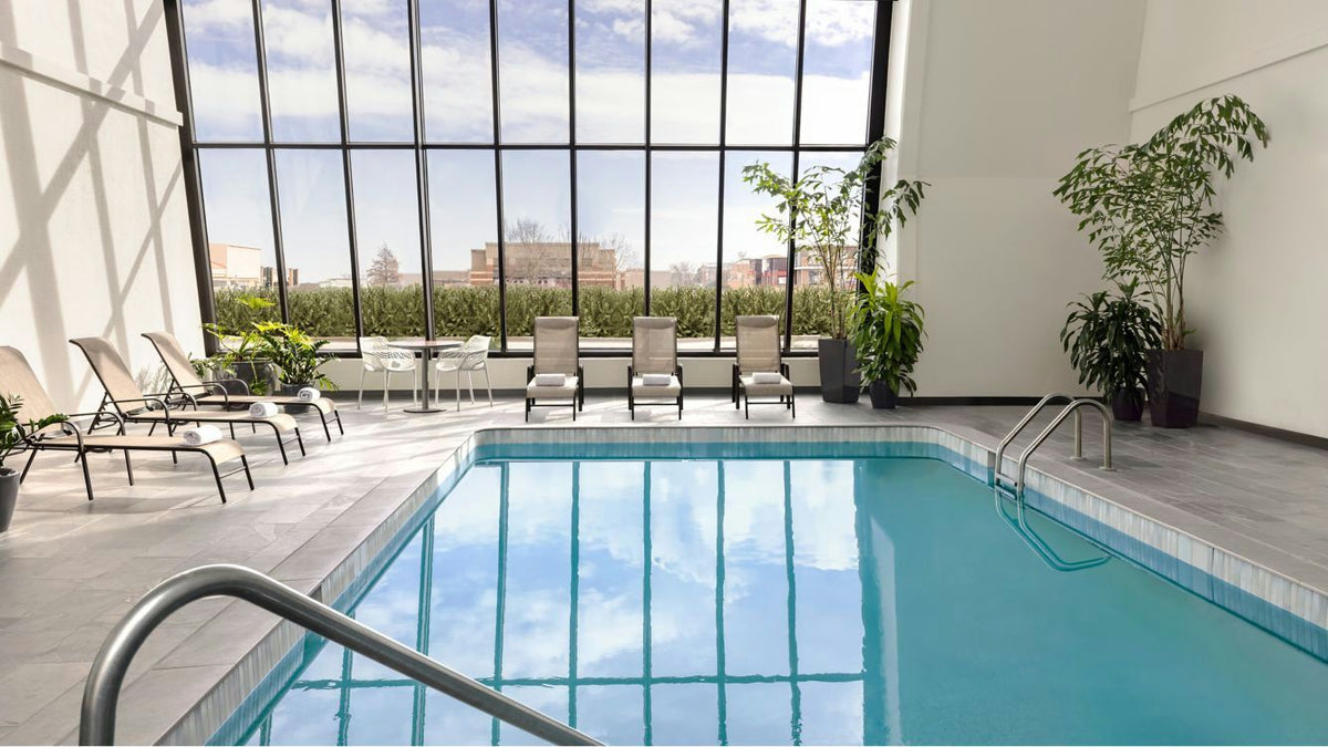 br-densa-densa-indoor-pool-49054_wide-hor-jpeg
