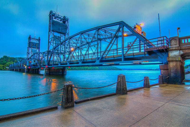 bridge-in-the-evening-with-blue-light