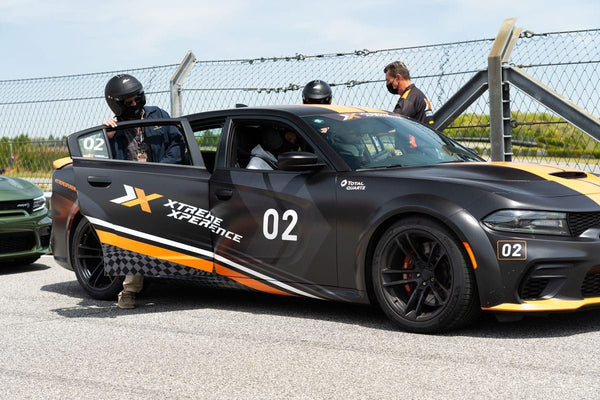 Charger-Hellcat-Ridealong-Experience-Passengers