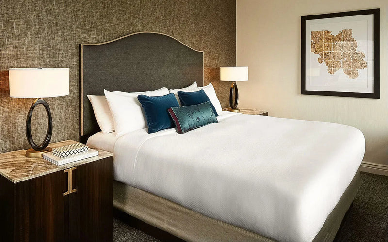 chicago-hotel-200-4-webp