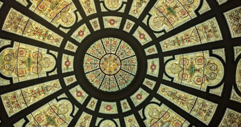 chicago-loop-interior-architecture-tour-guests.webp