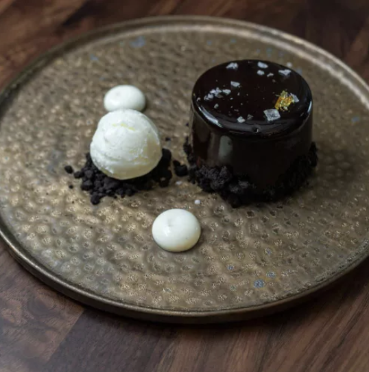 chocolate-dish