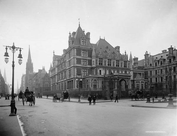 Fifth-Avenue-Payne-Whitney-Mansion-Albertine-Bookstore-NYC.jpeg