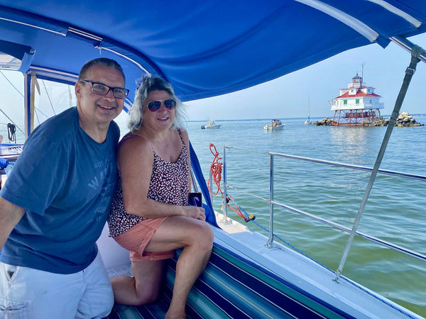 couple-on-boat