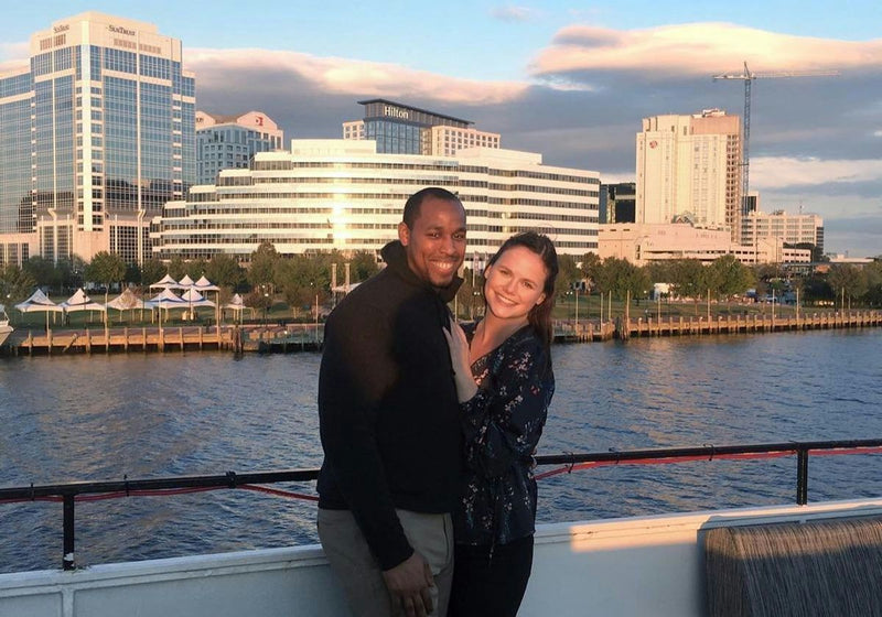 couple-on-deck-of-cruise