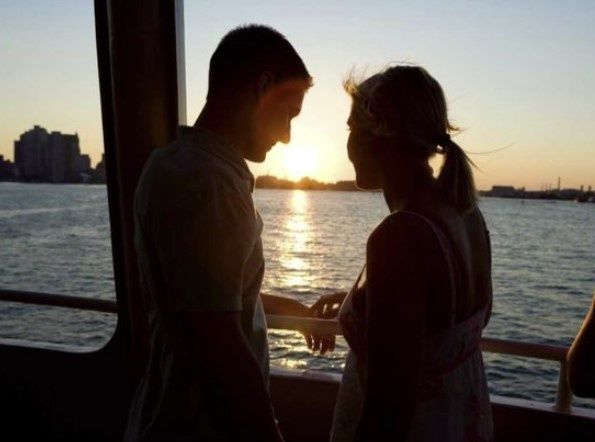 couple-on-sunset-cruise