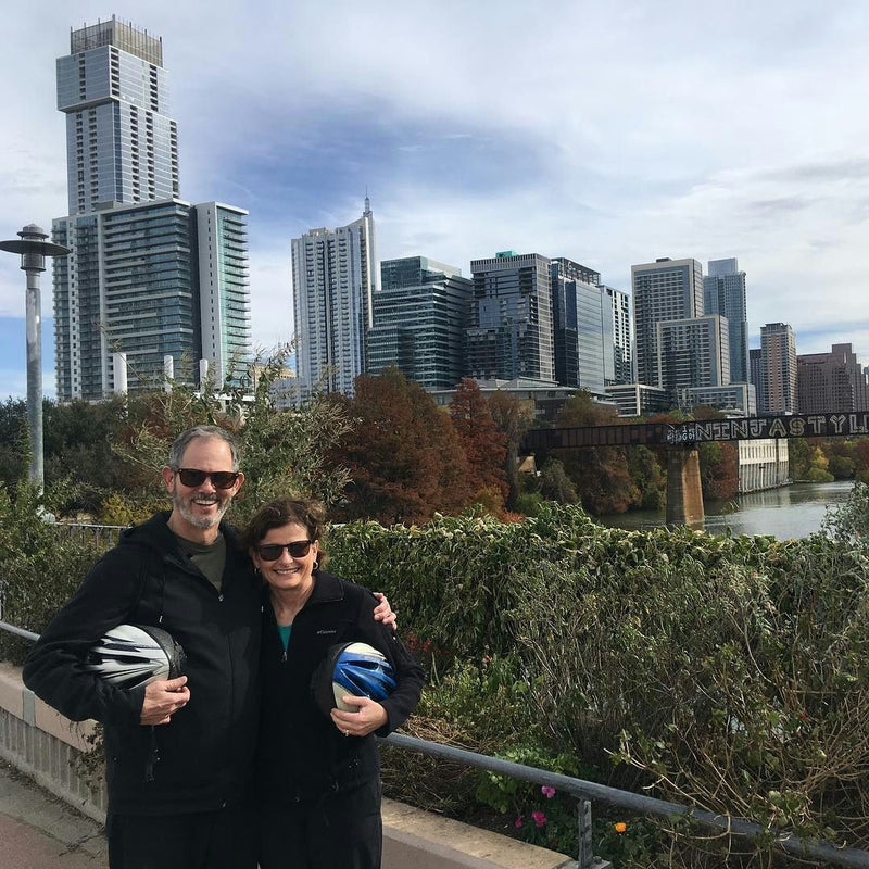 couple-picture-with-city-background