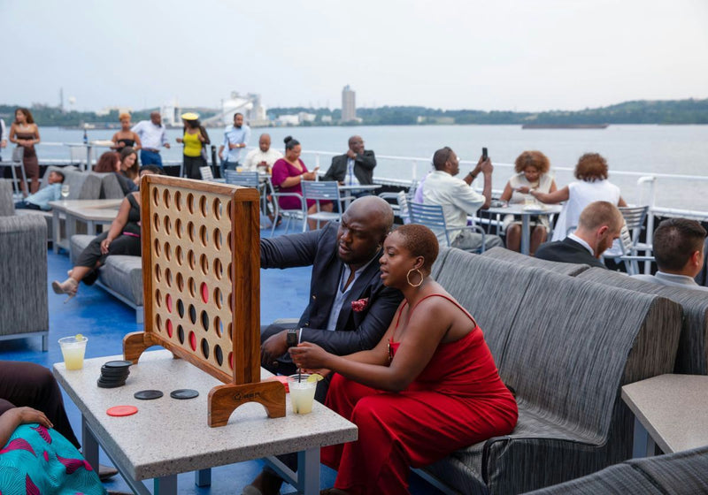 couple-playing-connect-four