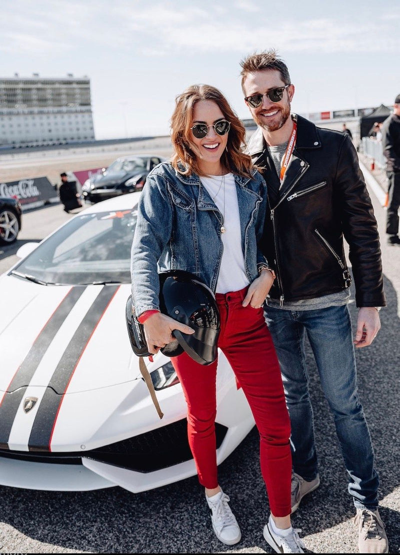 couple-with-white-lambo