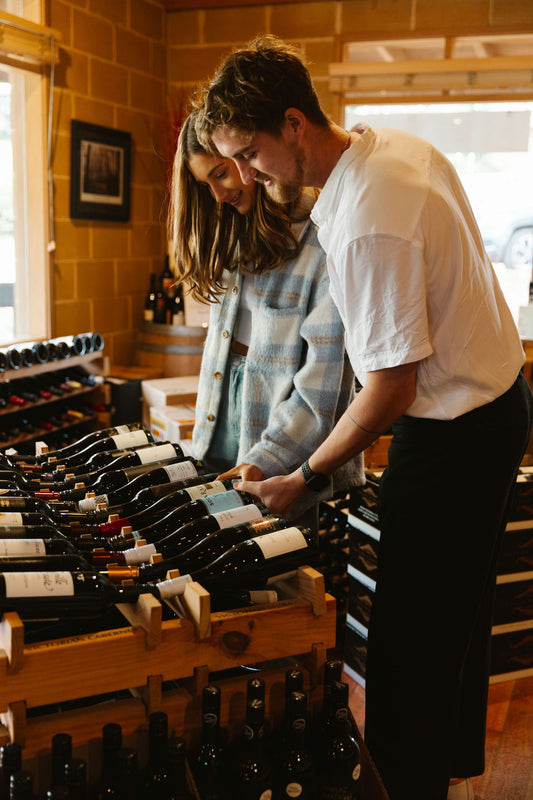 couple choosing wine