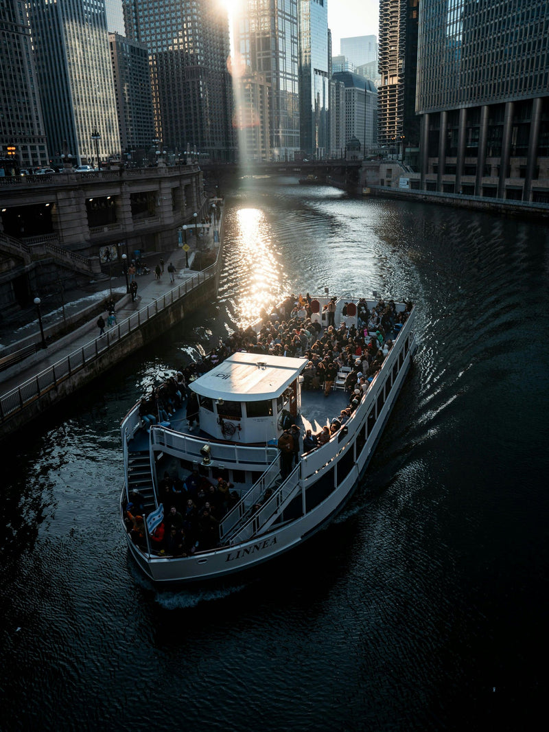 cruise through downtown chicago.jpg