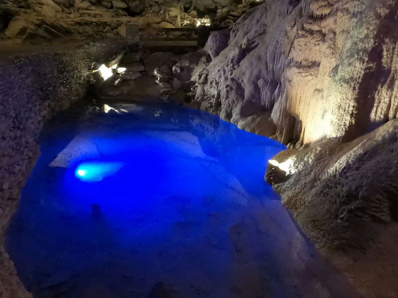 cumberland-cavern-blue-pool-jpeg