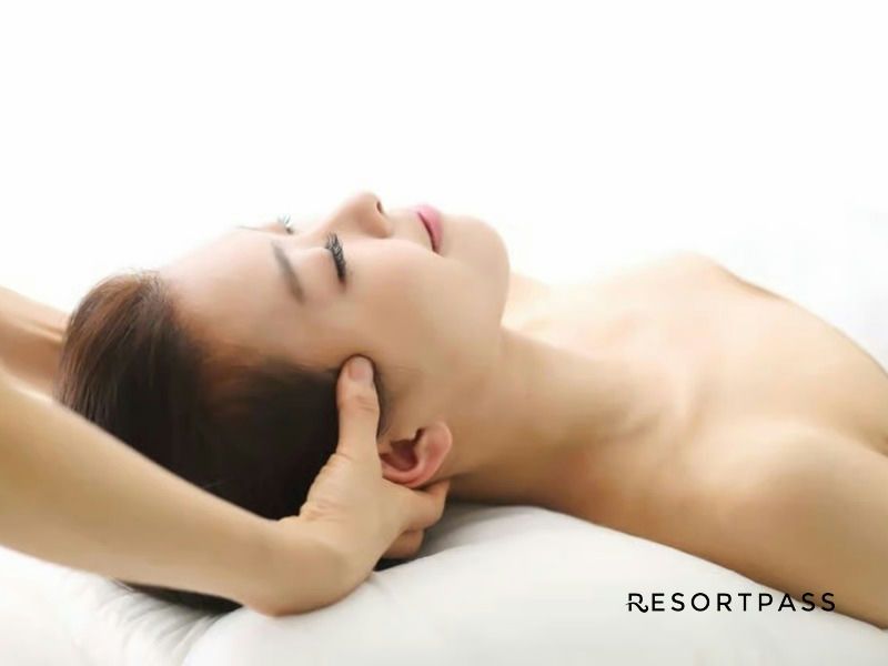 custom-facial-pool-access-ritz-carlton-chicago-facial-treatment-logo.jpg