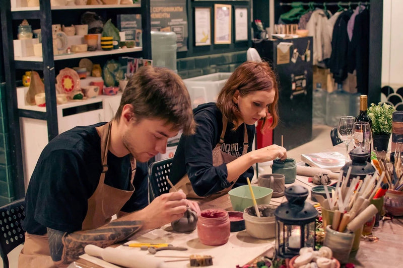 dallas-date-night-pottery-class-romantic-session.jpg