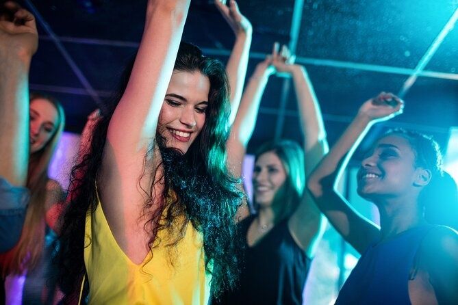 dancing-on-cruise