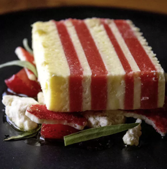 dessert-with-cream-and-fruit